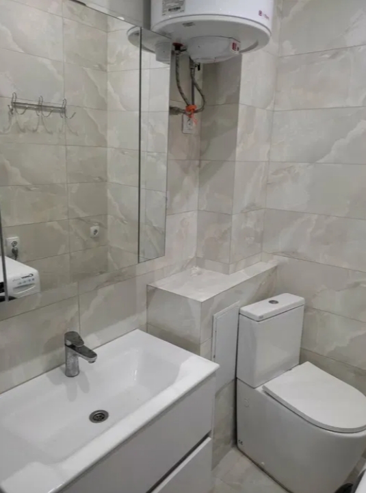 продажа однокомнатной квартиры номер A-174509 в Приморском районе, фото номер 8